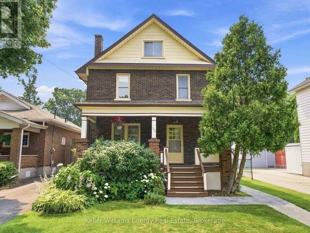 100 BURK STREET Oshawa Ontario, L1J 4B9 - 4 Bedrooms Home For Sale