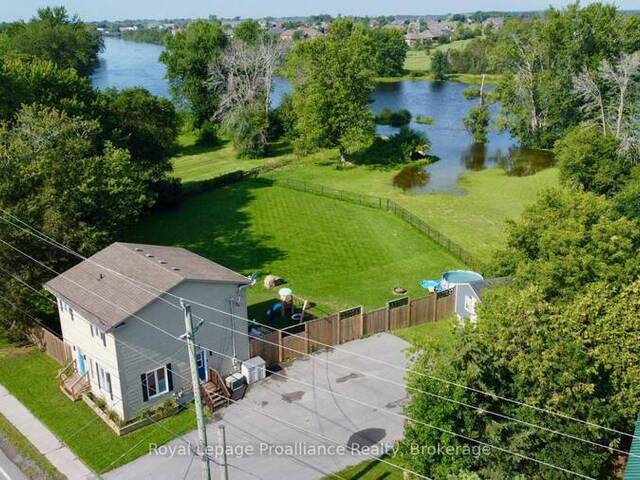 465 CANNIFTON ROAD Belleville Ontario, K8N 4Z6 - 3 Bedrooms Waterfront Home For sale
