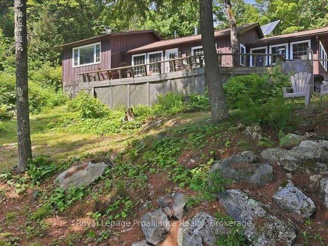 146 SKOOTAMATTA LAKE Addington Highlands Ontario, K0H 1K0 - 2 Bedrooms Waterfront Home For sale