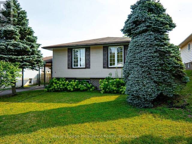 5 VAN ALSTINE DRIVE Quinte West Ontario, K8V 6K4 - 4 Bedrooms Home For Sale