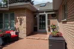 73 NAVIGATORS TRAIL | Bobcaygeon Ontario | Slide Image Three