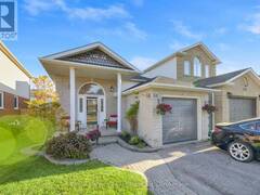 33 MALLORY STREET Clarington Ontario, L1E 2B4