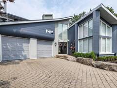 1410 MANITOU DRIVE Oshawa Ontario, L1G 7P7