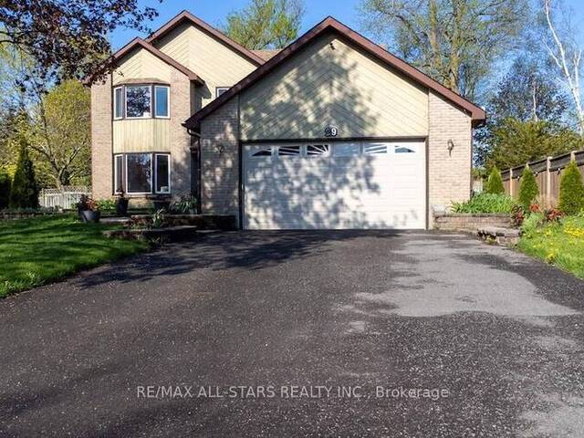 29 MCDONAGH DRIVE Lindsay Ontario, K9V 5A9 - 4 Bedrooms Home For Sale