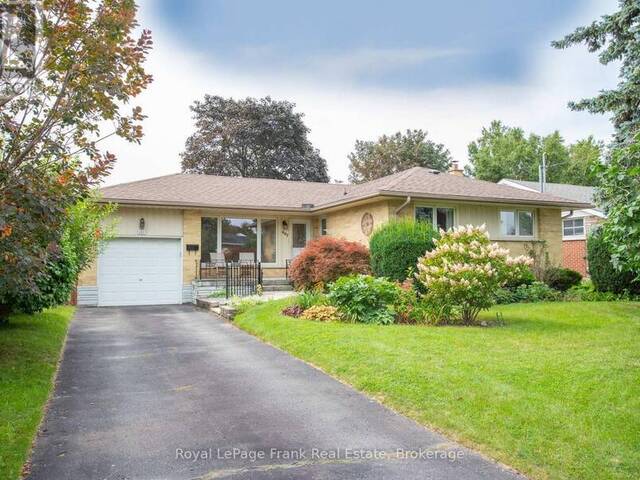 407 GLENCASTLE AVENUE Oshawa Ontario, L1J 3K7 - 3 Bedrooms Home For Sale