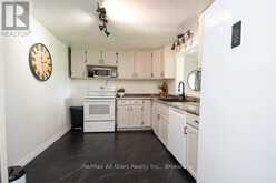 9 RIVERSIDE DRIVE | Lindsay Ontario | Slide Image Seventeen