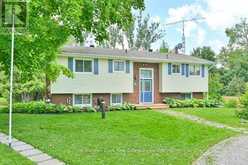 7 KERRY CIRCLE | Selwyn Ontario | Slide Image One