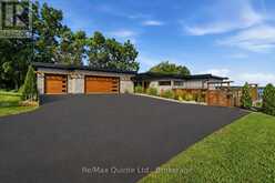 8 BAYVIEW POINT ROAD | Belleville Ontario | Slide Image Three