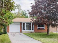 48 KENNEDY DRIVE Fenelon Falls Ontario, K0M 1N0