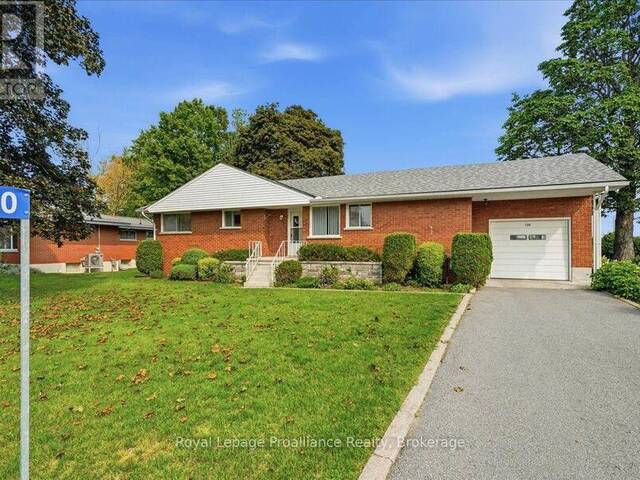 120 SIDNEY CRESCENT Quinte West Ontario, K0K 1E0 - 4 Bedrooms Home For Sale