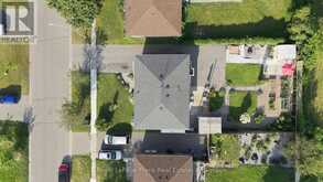 317 DWIGHT AVENUE | Oshawa Ontario | Slide Image Five