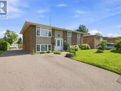 317 DWIGHT AVENUE Oshawa Ontario, L1J 1K8