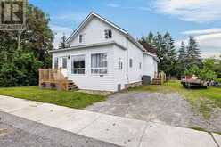 17 CRANDALL STREET | Lindsay Ontario | Slide Image Two