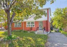 34 NORTHLIN PARK ROAD | Lindsay Ontario | Slide Image Two