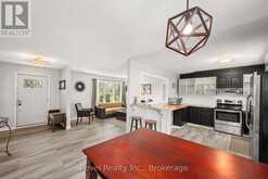 40 GREENWOOD CRESCENT | Kawartha Lakes Ontario | Slide Image Eleven