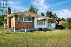 5 ARMOUR COURT | Lindsay Ontario | Slide Image Three
