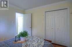 5 GOVERNORS DRIVE | Bobcaygeon Ontario | Slide Image Seventeen