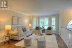5 GOVERNORS DRIVE | Bobcaygeon Ontario | Slide Image Four
