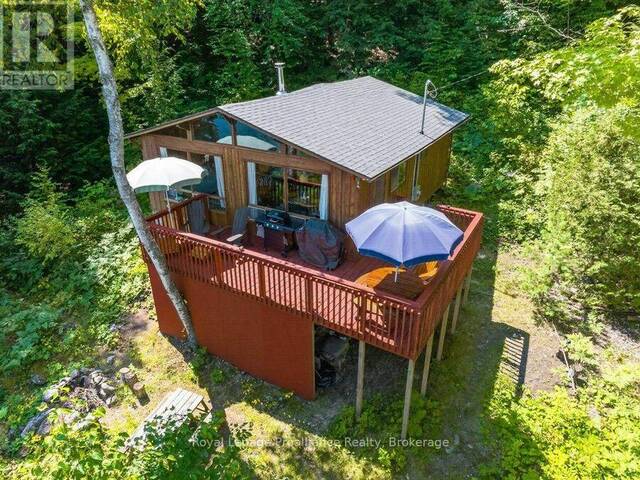 3310 SHABOMEKA LAKE Addington Highlands Ontario, K0H 1K0 - 2 Bedrooms Waterfront Home For sale