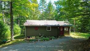 118 BAY LAKE ROAD | Bancroft Ontario | Slide Image One