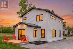 64 HEAD STREET | Bobcaygeon Ontario | Slide Image Three