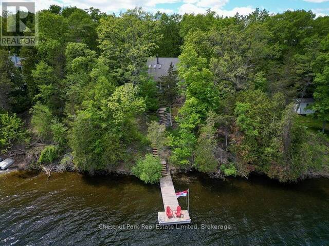 347 PRINYERS COVE CRESCENT Prince Edward Ontario, K0K 2T0 - 4 Bedrooms Waterfront Home For sale