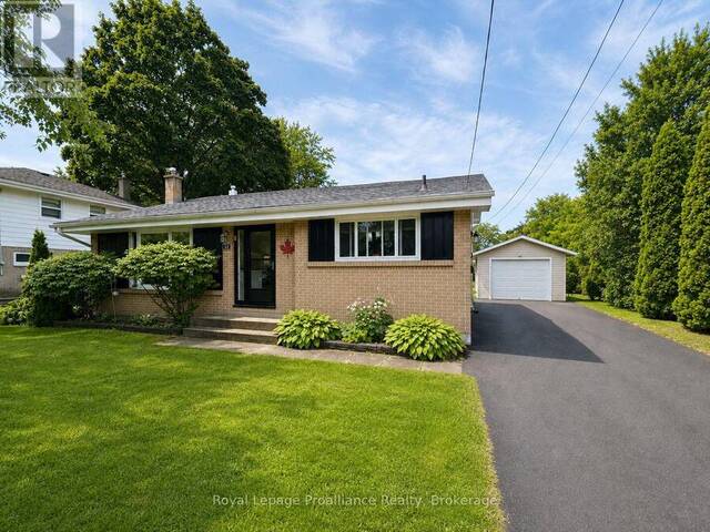 32 GLEN ROAD Belleville Ontario, K8P 4G1 - 3 Bedrooms Home For Sale