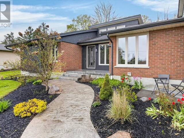 892 FRANK HILL ROAD Peterborough Ontario, K9J 6X3 - 5 Bedrooms Home For Sale