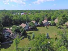 4-8-2 - 6 GOLDROCK ROAD Coboconk Ontario, K0M 1K0