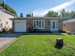 162 MERKLEY SQUARE Toronto Ontario, M1G 2Y8