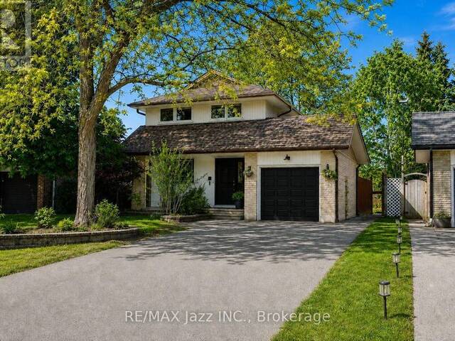 304 ANNES STREET Whitby Ontario, L1N 5V6 - 4 Bedrooms Home For Sale