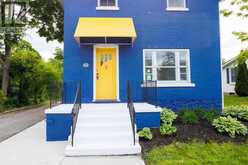 221 KENT STREET W | Lindsay Ontario | Slide Image Four