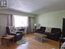 101 RUSSELL STREET | Lindsay Ontario | Slide Image Three