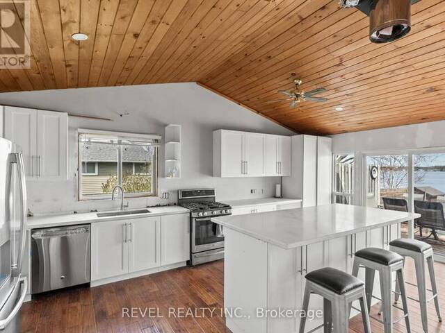151 BEEHIVE DRIVE Kawartha Lakes Ontario, K0M 1G0 - 5 Bedrooms Waterfront Home For sale