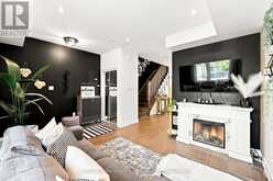42 WILLIAM DUNCAN ROAD | Toronto Ontario | Slide Image Nine