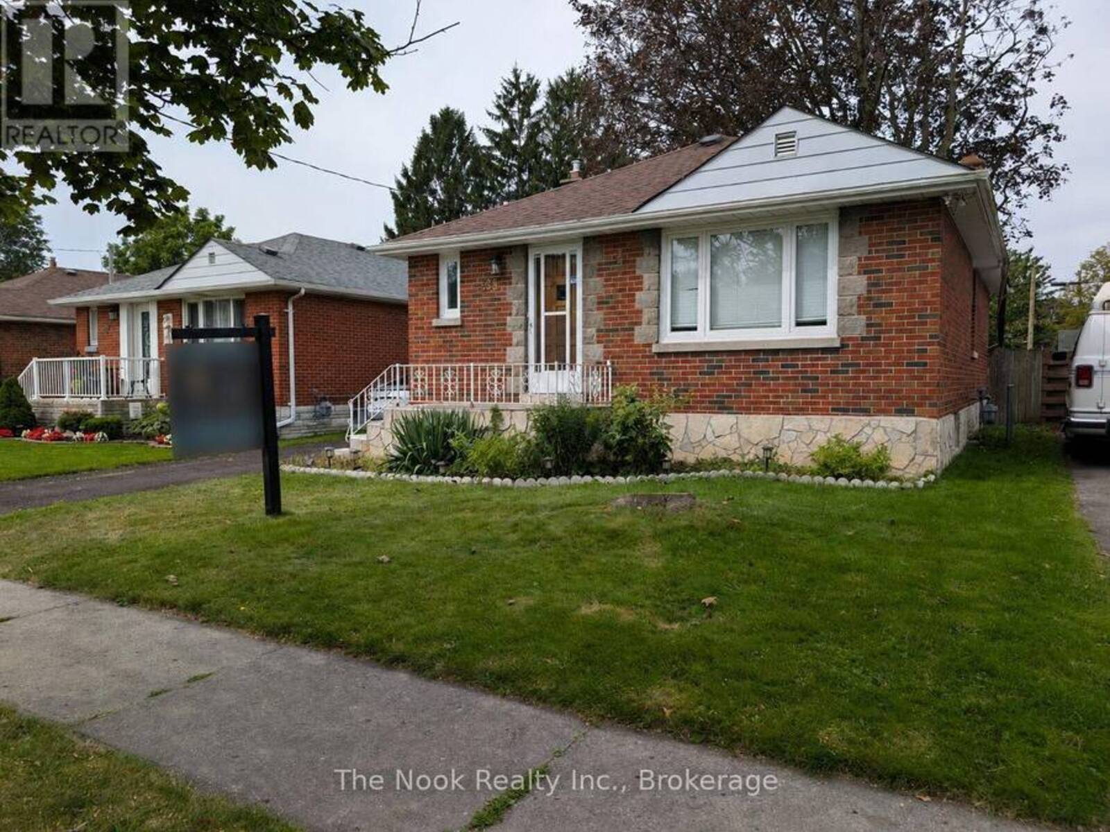 288 CADILLAC AVENUE S, Oshawa, Ontario L1H 5Z8