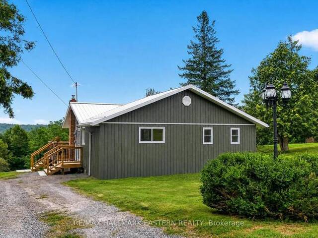 219 NORTH INDIAN ROAD Hastings Ontario, K0L 1Y0 - 2 Bedrooms Home For Sale