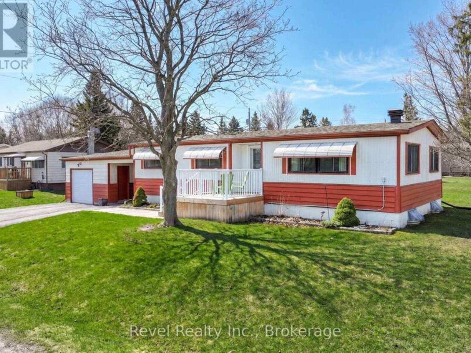 7 MACAL DRIVE, Lindsay, Ontario K9V 0H5