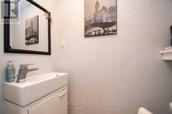96 REGENT STREET | Lindsay Ontario | Slide Image Twenty-eight