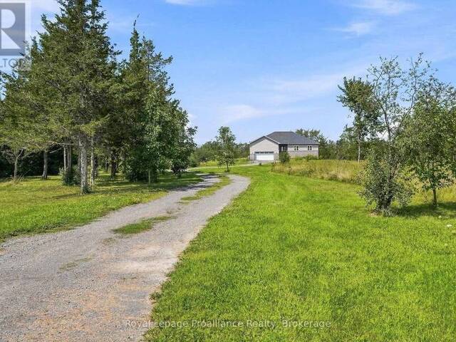402 BLACK ROAD Prince Edward Ontario, K0K 1W0 - 6 Bedrooms Home For Sale
