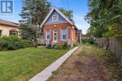 12 MILL STREET | Lindsay Ontario | Slide Image Two