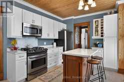 270 WILLIAM STREET N | Lindsay Ontario | Slide Image Twelve