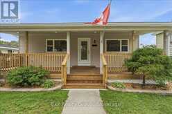 8 ALBERT STREET | Prince Edward Ontario | Slide Image Four