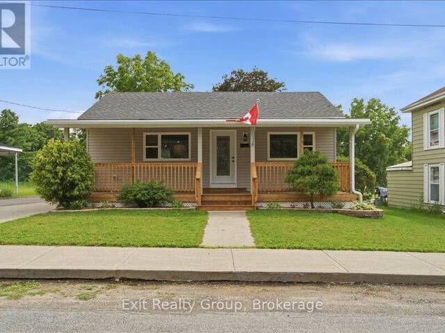 8 ALBERT STREET Prince Edward Ontario, K0K 2T0 - 3 Bedrooms Home For Sale