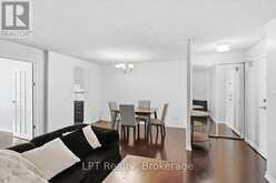 2721 - 633 BAY STREET | Toronto Ontario | Slide Image Thirteen