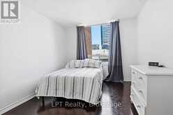 2721 - 633 BAY STREET | Toronto Ontario | Slide Image Fifteen