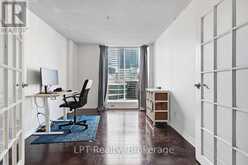 2721 - 633 BAY STREET | Toronto Ontario | Slide Image Eighteen