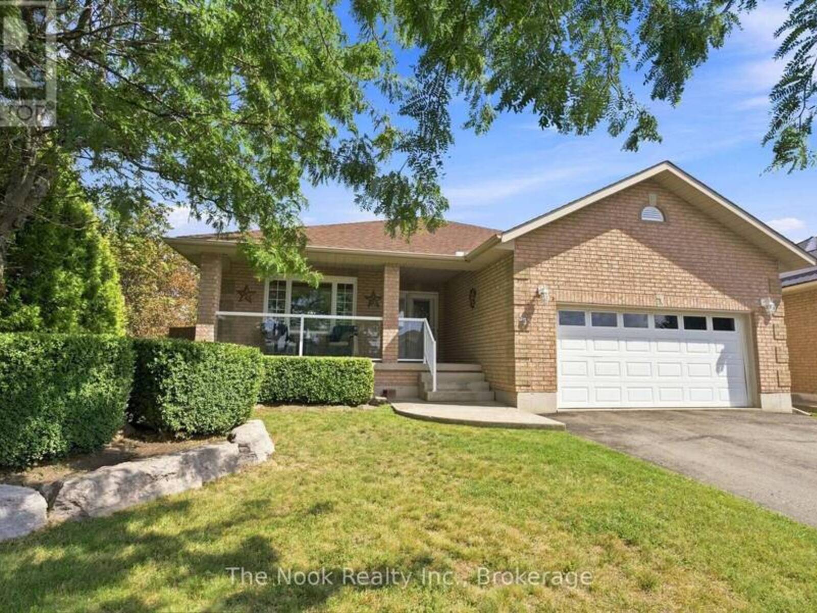 53 EAKINS COURT, Lindsay, Ontario K9V 6J9