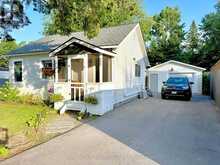 235 KINGSWOOD DRIVE | Gravenhurst Ontario | Slide Image One