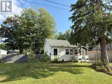 235 KINGSWOOD DRIVE | Gravenhurst Ontario | Slide Image Three